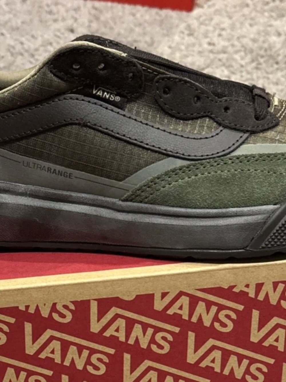Vans MTE UltraRange 2.0 SE Green Coal Brown All Terrain Sneakers Men's Size 8.5
